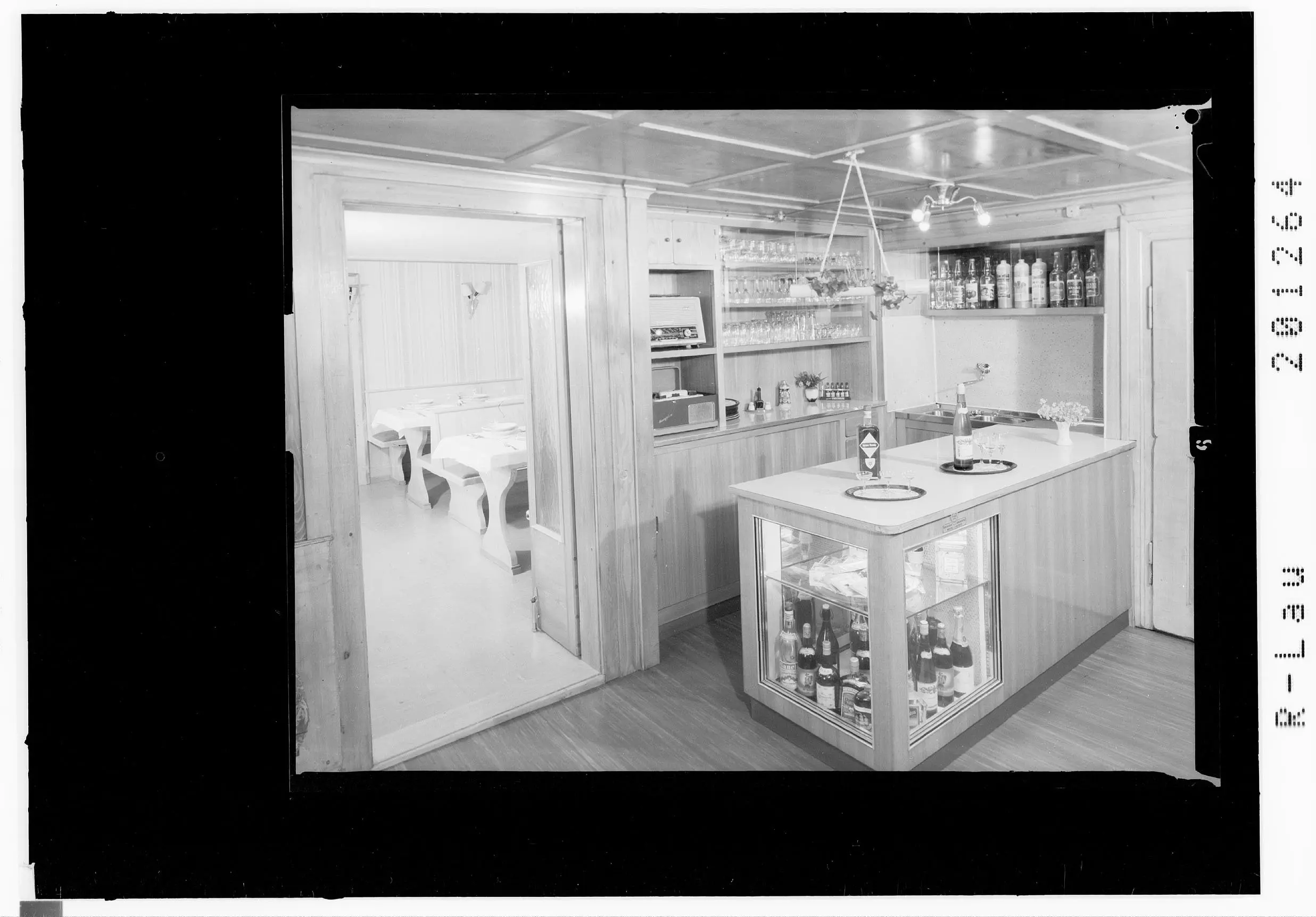 Historische Schank im Gasthaus Brauerei Krumbach im Jahr 1960
